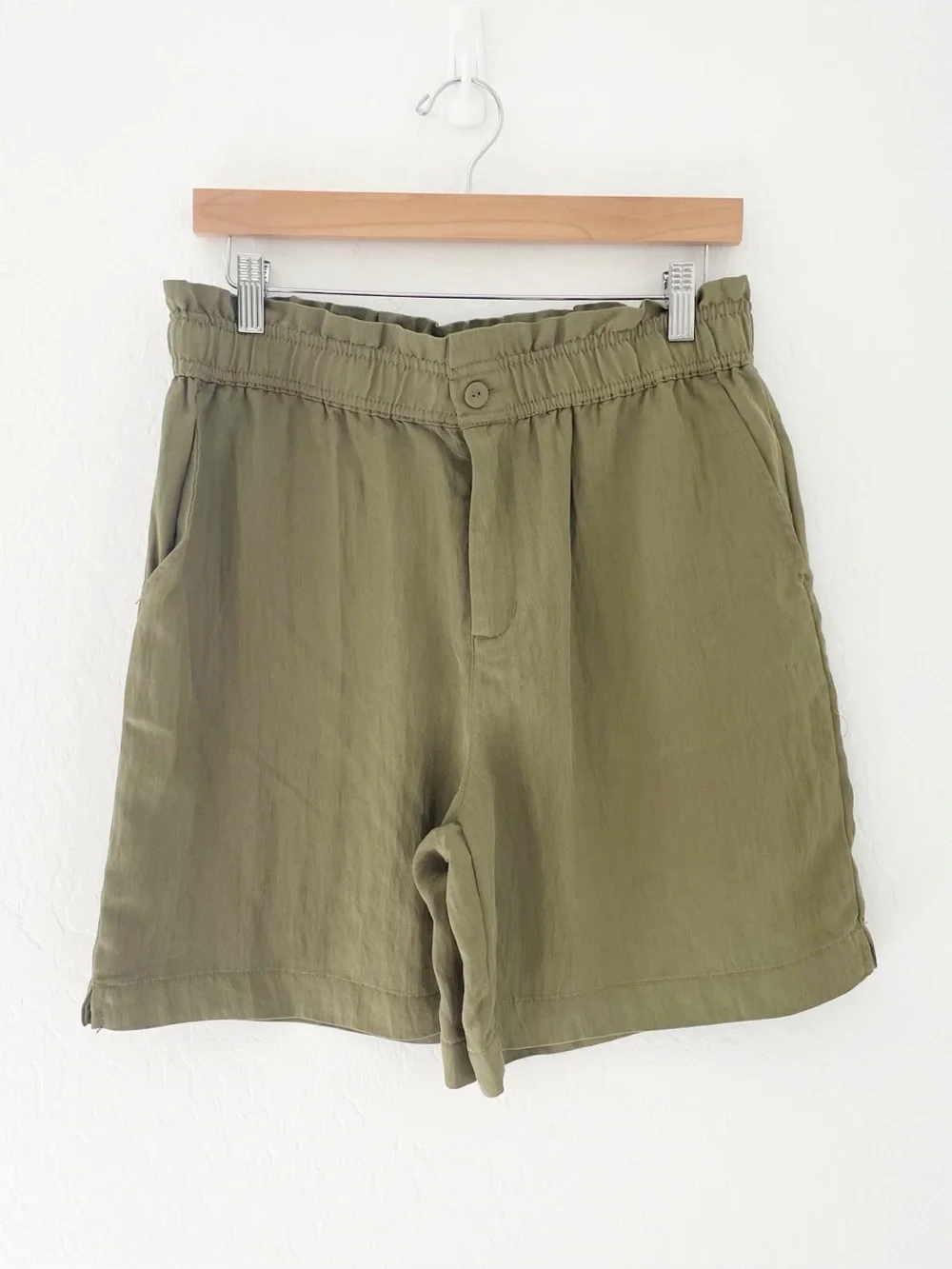 Calypso Olive high rise longer short size medium